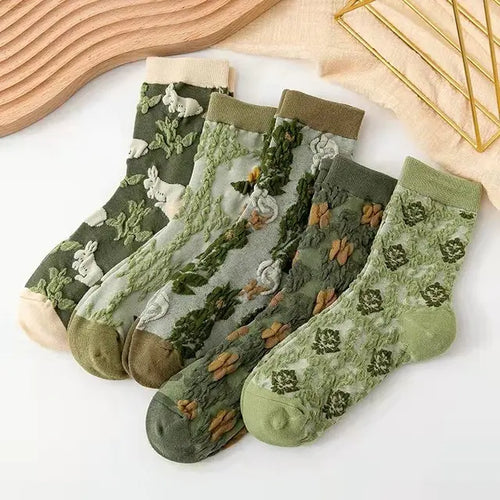 Load image into Gallery viewer, 5 Pairs Vintage Flower Embroidery Socks
