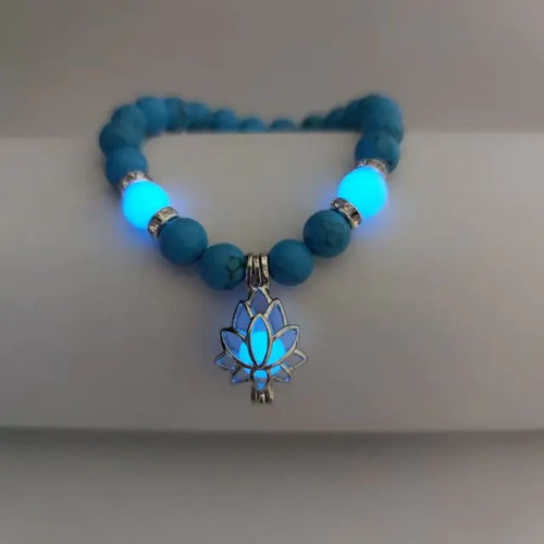 Load image into Gallery viewer, Glow In The Dark Natural Stone Bracelet
