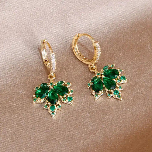 Load image into Gallery viewer, Maple Leaf Earrings
