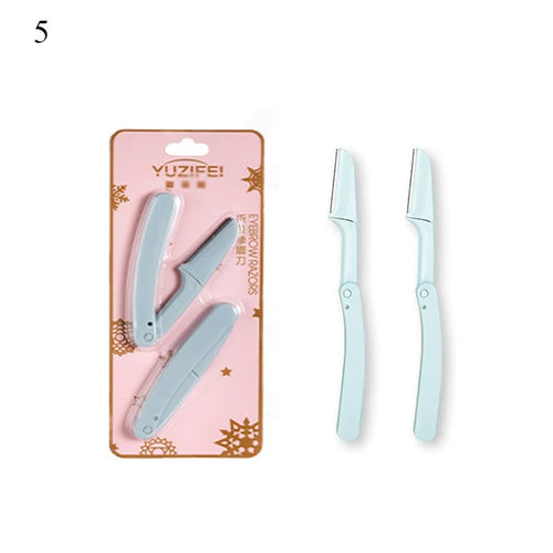 Load image into Gallery viewer, Eyebrow Trimming Scissors With Comb
