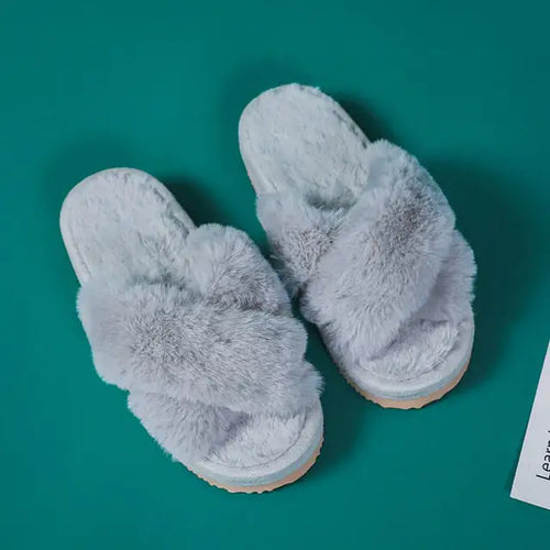 Load image into Gallery viewer, Cuddly Slippers
