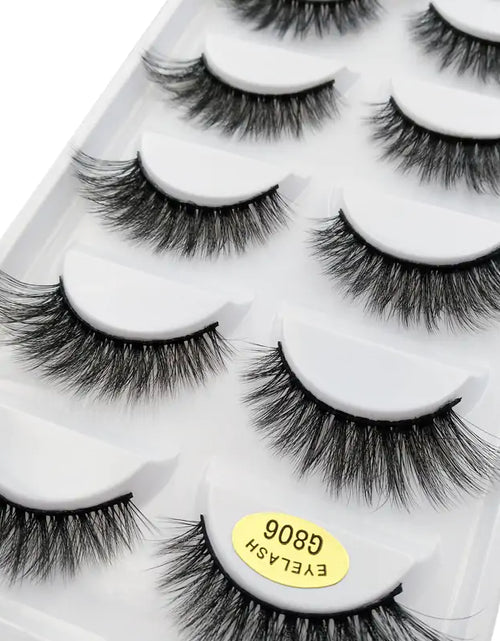 Load image into Gallery viewer, 3D Mink Eyelashes
