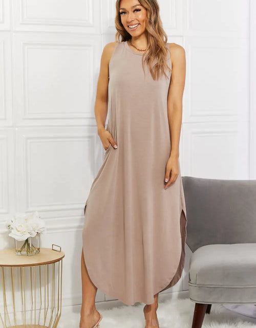 Load image into Gallery viewer, Zenana Full Size Maxi Dress
