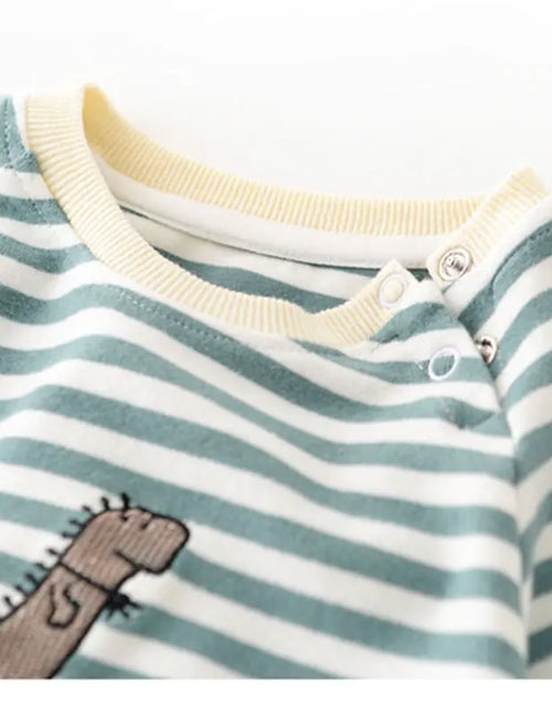 Load image into Gallery viewer, Newborn Baby Striped Rompers
